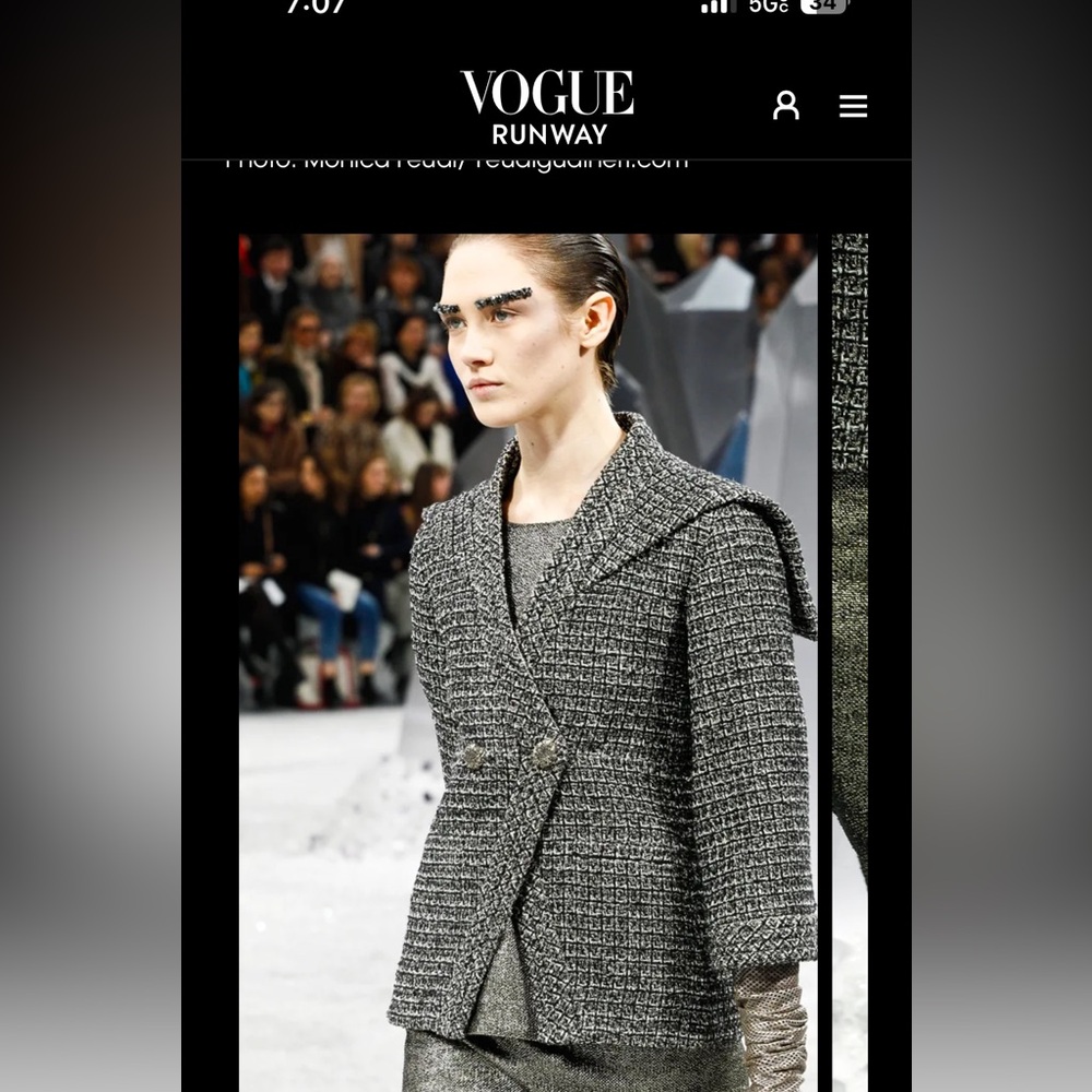 CHANEL 12A TWEED CC LOGO BUTTON JACKET BLAZER FR38 US6